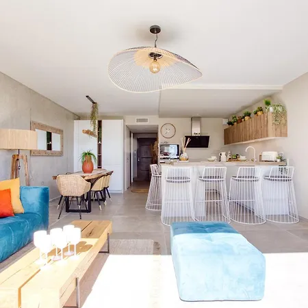 Holiday home 3 Chambres, Vue Mer, Piscine, Parking Sainte-Maxime